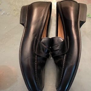 Classic Black Leather Penny Loafers - Women's Flats